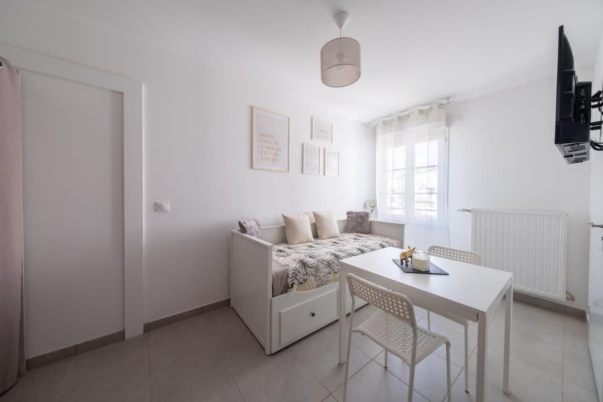 S5 Disney Studio Appartement Cosy セリ エクステリア 写真